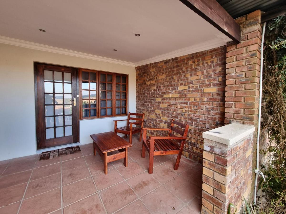 Valley View Dullstroom - Check In At The Highlander Hotel Eksteriør bilde